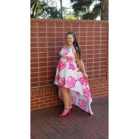 High Low Homecoming/Prom Dress - Picture 4 of 6